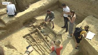 古墓挖掘全程视频,全程揭秘挖掘过程与历史发现